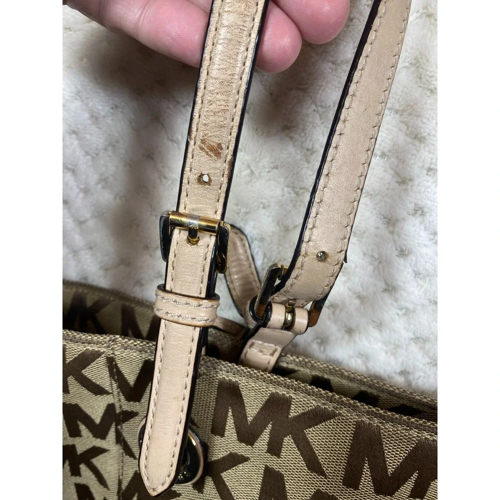 Michael Kors Large Jet Set Travel Tote Vanilla Tan Monogram Canvas Handbag Purse